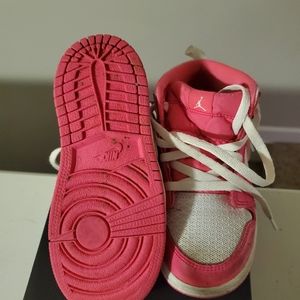 Toddler sneakers
